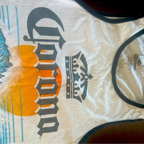 Corona tank top Size medium - Picture 2 of 4